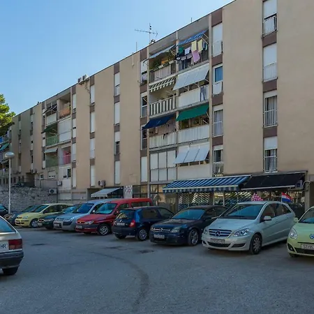 La Perla Apartment *