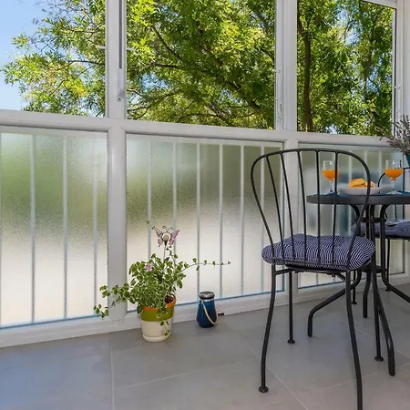 La Perla Apartment